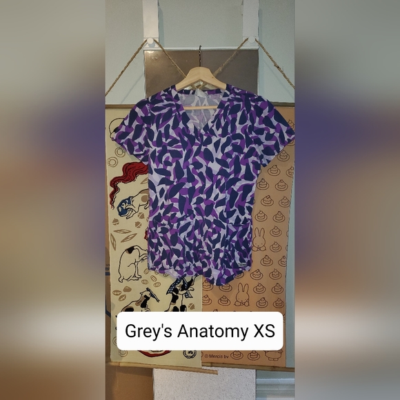 Medical Scrubs 1 - Picture 9 of 16